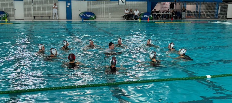 U16w holt den Deutschen Wasserball Pokal nach Esslingen